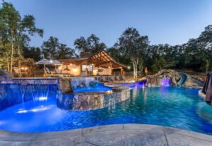 Holiday Pools Custom Poolscape & Spa Gallery